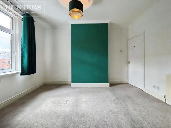 3 bed Terraced to rent Image 6