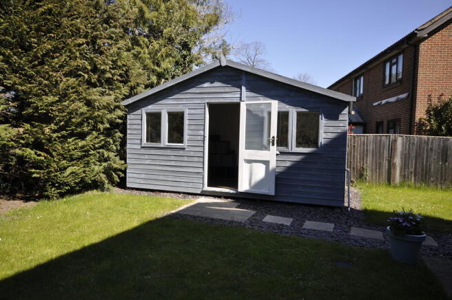Photo 12