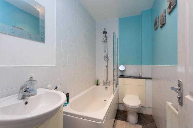 3 bed Terraced for sale Image 7