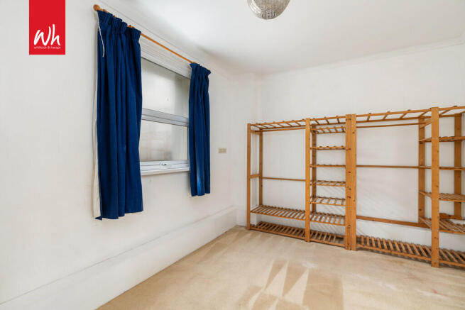 bed 1 2