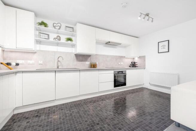 Open plan kitchen-reception (5).JPG