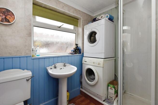 Ground Floor Shower Room: