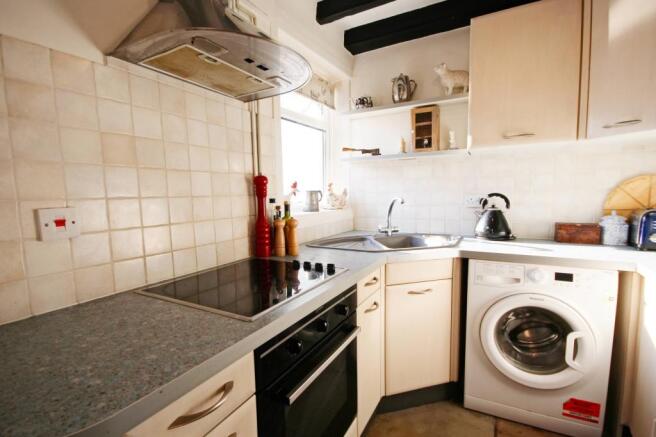 Kitchen/ Dining Area