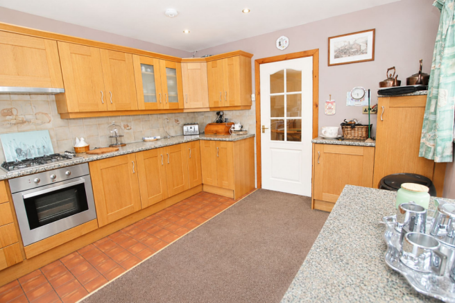 3 bed Detached for sale Image 9