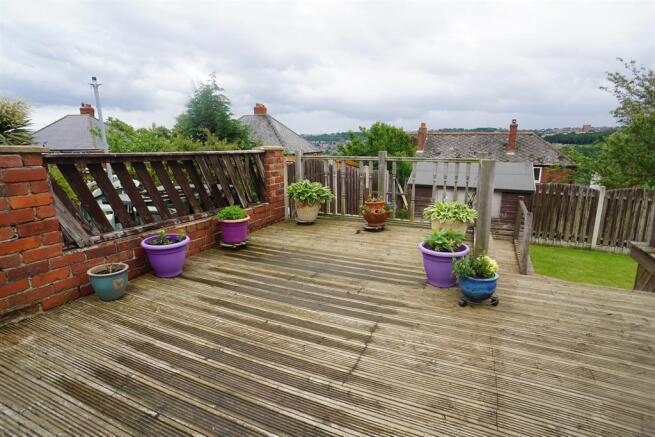 DECKING