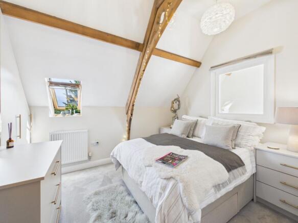 3 bed House for sale Image 12