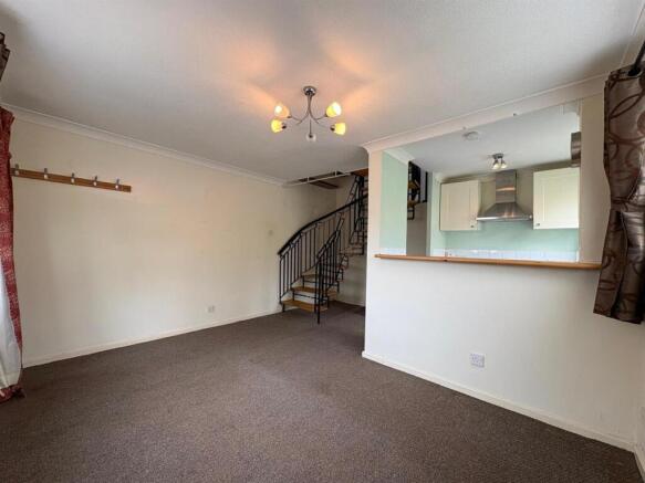 1 bed Semi-Detached for sale Image 8