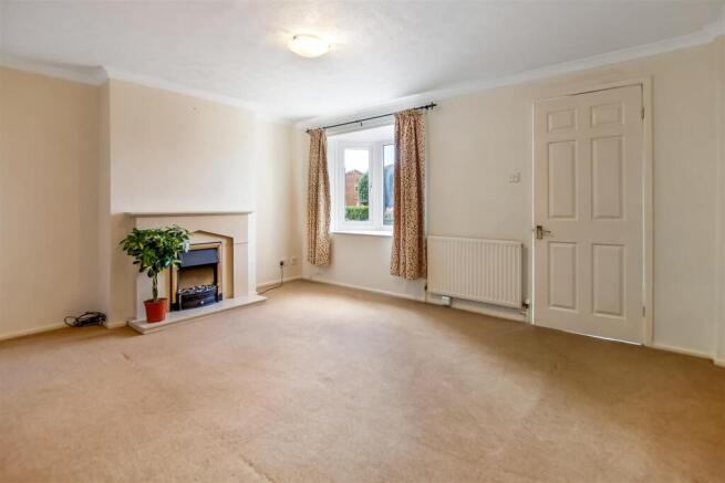 3 bed Semi-Detached for sale Image 5