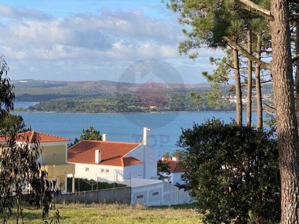 Plot in Obidos Lagoon