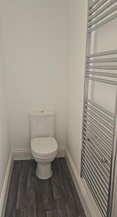 2 bed Flat to rent Image 6