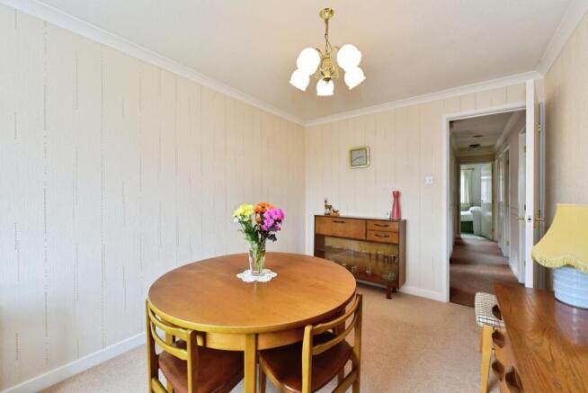 3 bed Bungalow for sale Image 6