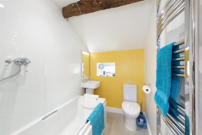Bathroom.jpg