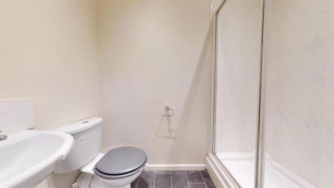 London Street Shower Room