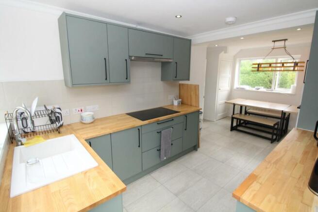 Kitchen/Dining Room