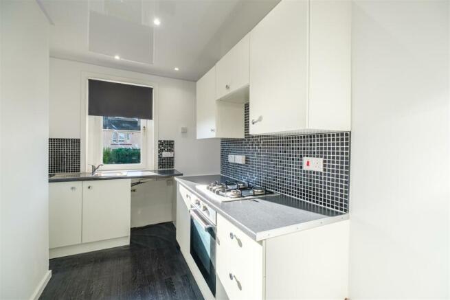 Carntyne Road-21.jpg
