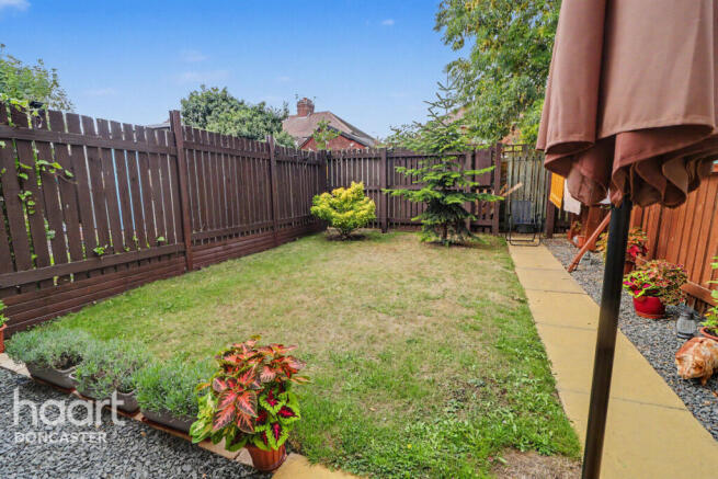 3 bed Terraced for sale Image 4