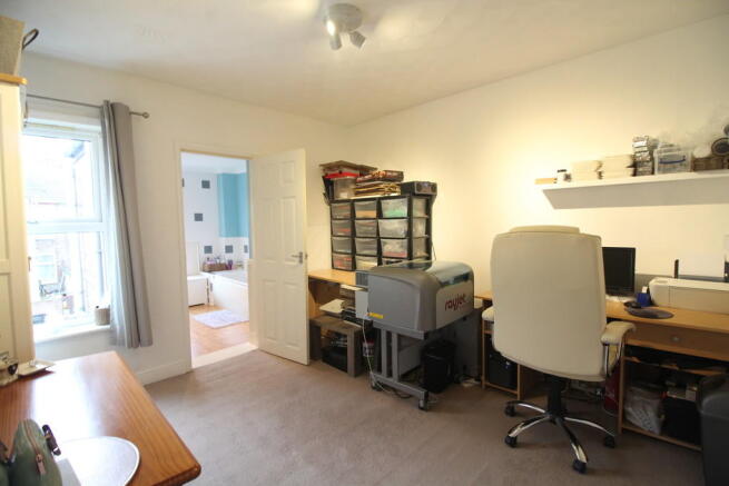 Photo 8