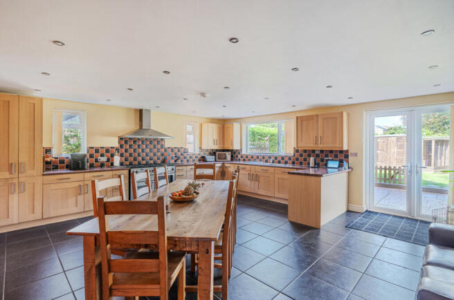 1353583-8-68c44f8...