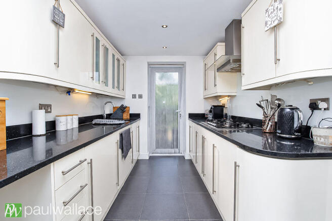 Dobbs Weir Road, Hoddesdon | Beautifully Presented Family Home | Three Reception Rooms | Potential to Extend (STPP) photo 3