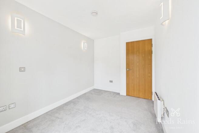 1 bed Apartment for sale Image 6