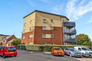 Flat 4, 68, Longhorn Avenue, Gloucester GL1 2BW