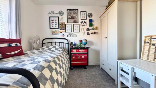 Photo 6