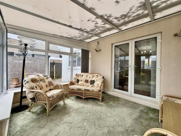 3 bed Semi-Detached for sale Image 12