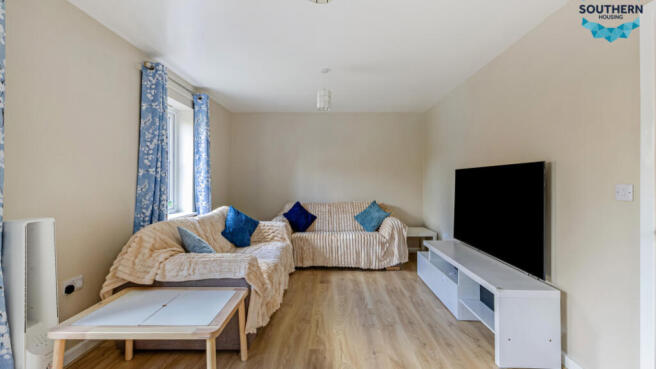 30 Beeches Way, Horsham, West Sussex,RH12 0AD, RH12 0AD photo 4