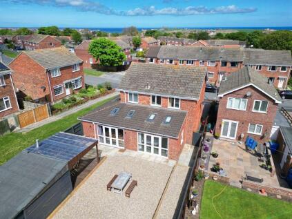 19 Eskdale Road, Whitby