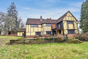 Byeways, Coombe Hill Court, Windsor SL4 4UL