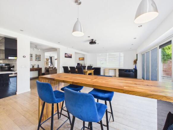 Open-Plan Living Kitchen