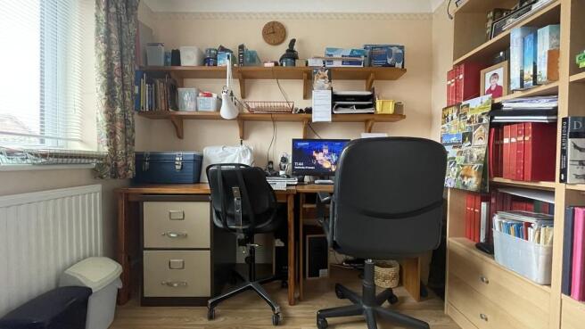 Study Bed 3.JPG