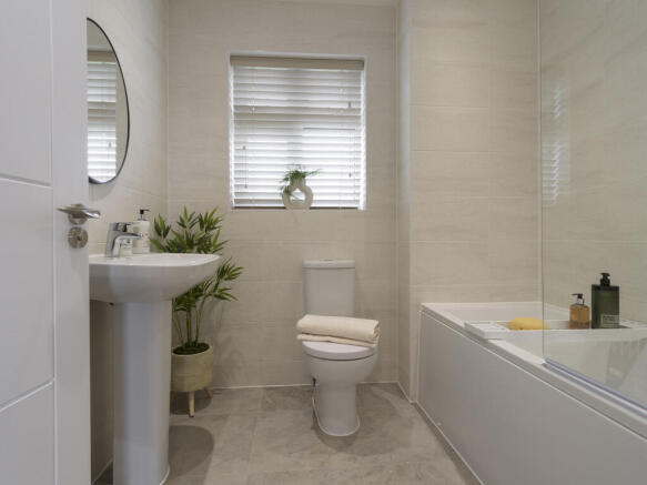 3 bed Semi-Detached for sale Image 6