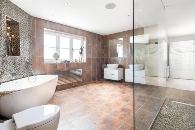 Main Bathroom