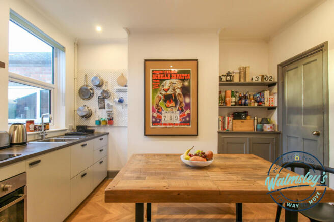 Kitchen dining room