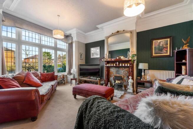 86 Seymour Road HDR-34.jpg