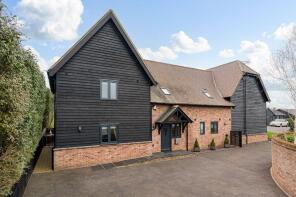1, Bradbury Farm Barns, B1368 North From Junc With Hare Street Road To Biggin Hill, Buntingford SG9 0DX