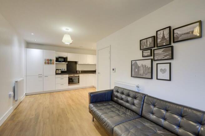 Open Plan Lounge & Kitchen