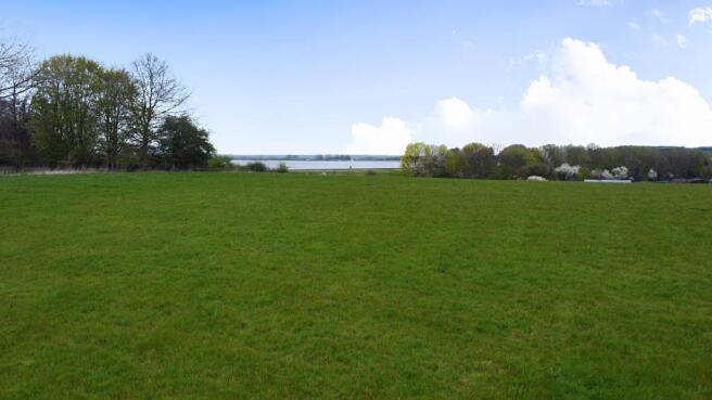 Field with View Towards Farmoor Reservoir