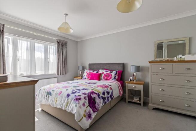 Bedroom 1 (2).jpg