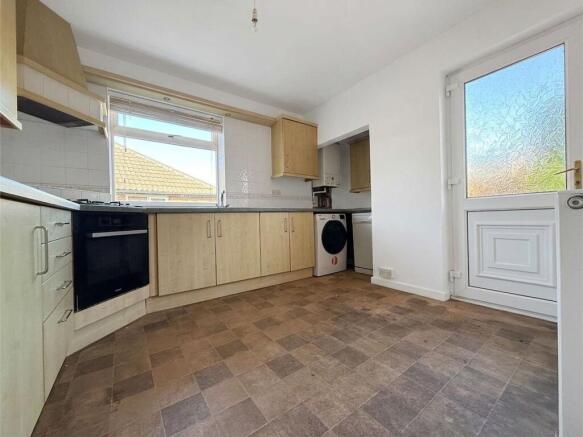 2 bed Semi-Detached Bungalow for sale Image 4