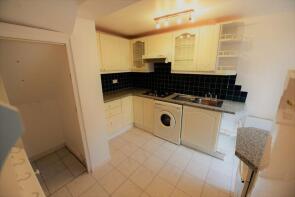 35, Bentley Grove, Meanwood, Leeds LS6 4AT