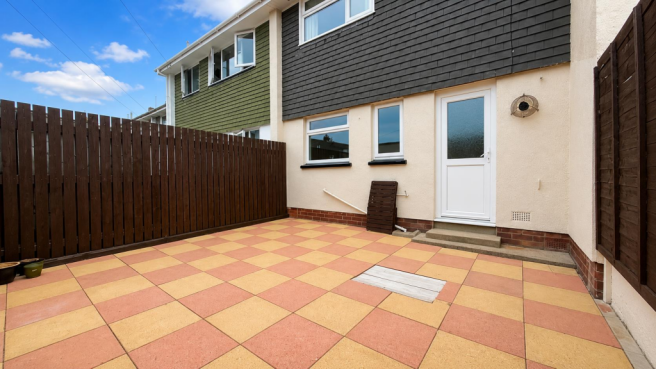 Rear Garden 2.png