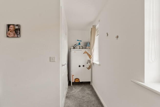 3 bed Semi-Detached for sale Image 11