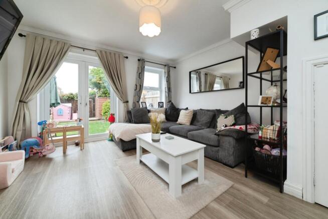 2 bed Terraced for sale Image 5