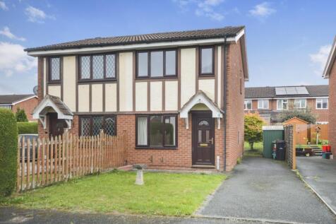 Pavilion Court, Newtown, Powys, SY16