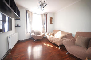 11, Buntingbridge Road, Barkingside, Ilford IG2 7LW