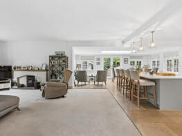 62a Newlyn, Frensham Road, Lower Bourne, Farnham GU10 3QA