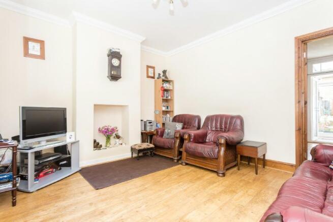 2nd Photo of Lounge