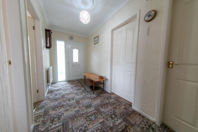 'Garlees' Lancaster Road, Knott End-on-Sea, Lancs FY6 0DU photo 4